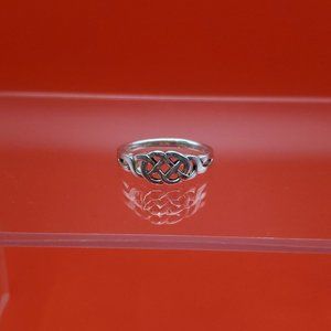 Size 8 925 Sterling Silver Cool Celtic Pattern Ring